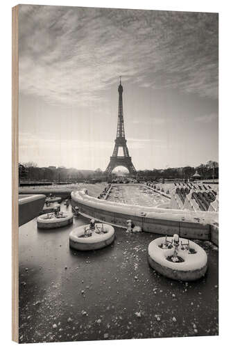 Wood print Jardins du Trocadéro and Eiffel Tower in winter