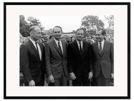 Impression artistique encadrée Apollo 11 astronauts with President Nixon