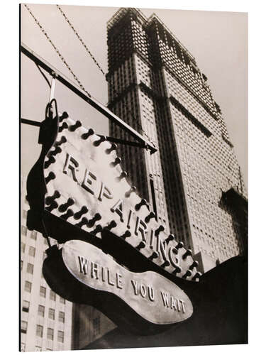 Obraz na aluminium Illuminated sign for a shoe repair shop, New York