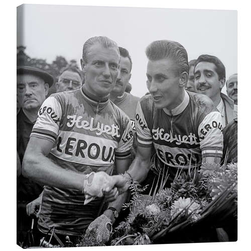 Lærredsbillede Andre Darrigade congratulating Jacques Anquetil, Paris, September 3, 1960