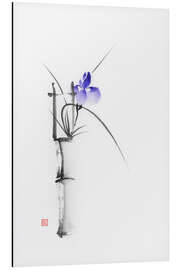 Tableau en aluminium Purple flower in a vase, sumie still life