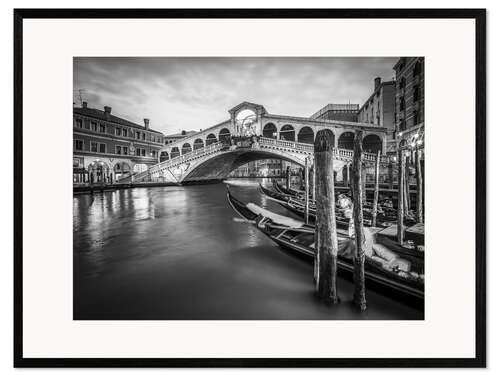 Framed art print Rialto Bridge in black and white