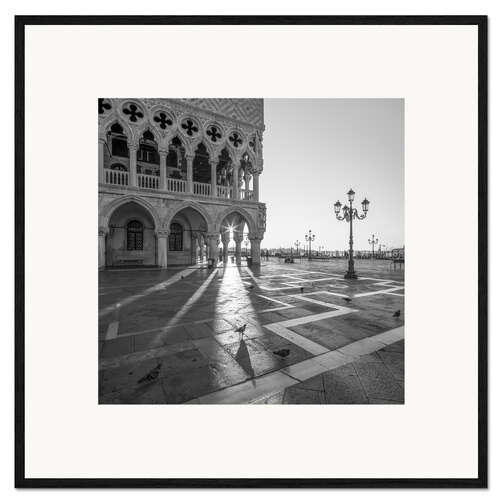 Framed art print Doge's Palace at sunrise, Venice, Italy