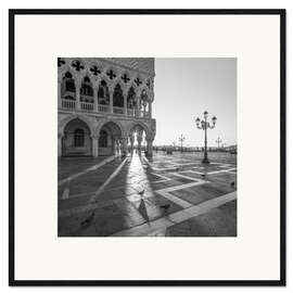 Framed art print Doge's Palace at sunrise, Venice, Italy