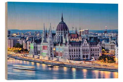 Trebilde Budapest at Dusk