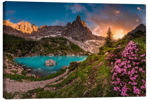 Leinwandbild Atemberaubender Bergsee in den Dolomiten