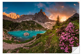 Naklejka na ścianę Stunning mountain lake in the Dolomites