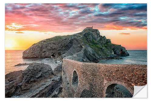 Selvklebende plakat Sunset in Gaztelugatxe