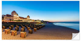 Adesivo murale Seaside resort of Binz on the island of Ruegen in the evening