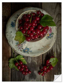 Selvklebende plakat Still life with fresh redcurrants