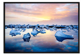 Gerahmter Kunstdruck Sonnenaufgang am Diamond Beach auf Island