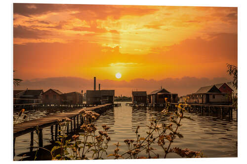 Tableau en PVC Cottages on the lake with a jetty at sunset