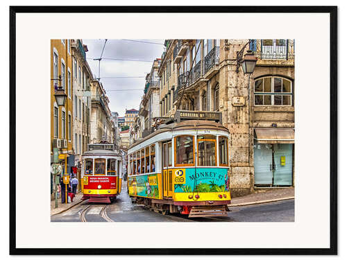 Impresión de arte enmarcada Historical trams in Lisbon - Portugal