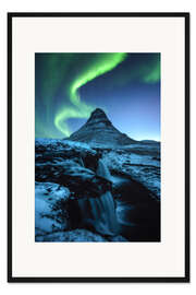 Gerahmter Kunstdruck Polarlichter über Kirkjufell in Island