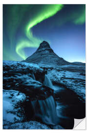 Självhäftande poster Aurora Borealis over Kirkjufell in Iceland