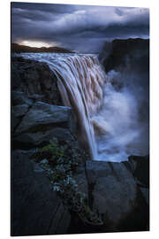 Cuadro de aluminio Dramatic summer night at Dettifoss in Iceland