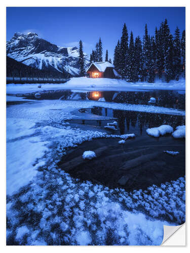 Muursticker A winter evening at Emerald Lake in Canada