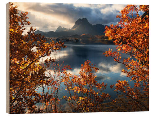 Holzbild Herbstlicher Morgen auf den Lofoten in Norwegen