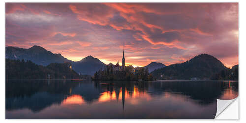 Självhäftande poster Sunrise over Lake Bled in Slovenia