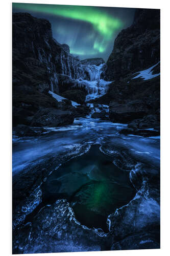 Tableau en PVC Aurora night over a frozen waterfall in Iceland