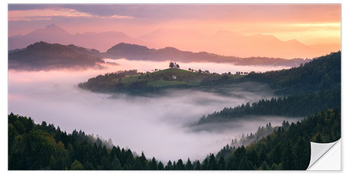 Sisustustarra Misty sunrise at St. Tomaz in Slovenia