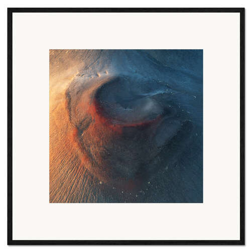 Impresión de arte enmarcada Sunset over a crater in Iceland