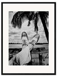 Framed art print Break under palm trees