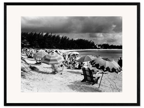 Kunsttryk i ramme Beach with umbrellas, 1940s, Bahamas