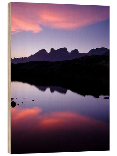 Puutaulu Swiss Wendenstock mountain range in the evening