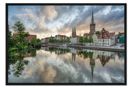 Gerahmter Kunstdruck Lübeck am Morgen