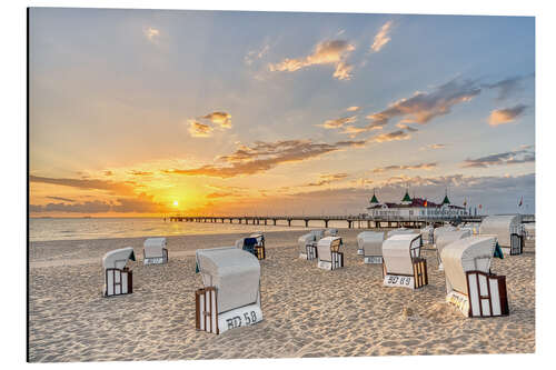 Alubild Sonnenaufgang bei der Seebrücke in Ahlbeck auf Usedom