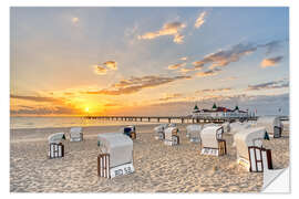 Adesivo murale Sunrise at the pier in Ahlbeck on Usedom