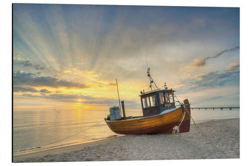 Aluminiumsbilde Fishing boat on the beach of the Baltic Sea