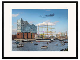 Gerahmter Kunstdruck Buntes Treiben um die Elbphilharmonie