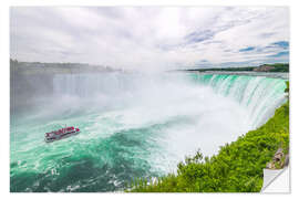 Wandsticker Touristenboot nähert sich den Niagarafällen