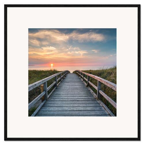 Ingelijste kunstdruk The footbridge to the Baltic Sea beach