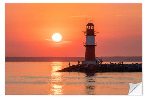 Sticker mural Lighthouse at sunrise, Baltic Sea