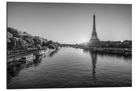 Aluminium print Eiffel Tower at sunrise, b/w