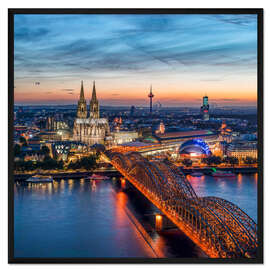 Gerahmter Kunstdruck Köln am Abend, beleuchtet