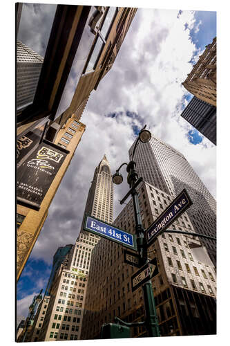 Aluminiumsbilde Looking up on Lexington Avenue, NYC