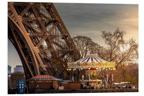 Hartschaumbild Ein Karussell am Eiffelturm, Paris