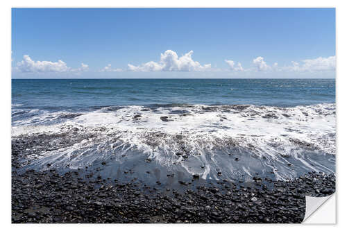 Selvklæbende plakat Beach with black sand and stones in Tahiti