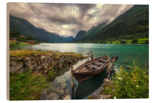 Holzbild Altes Boot auf einem See in Norwegen