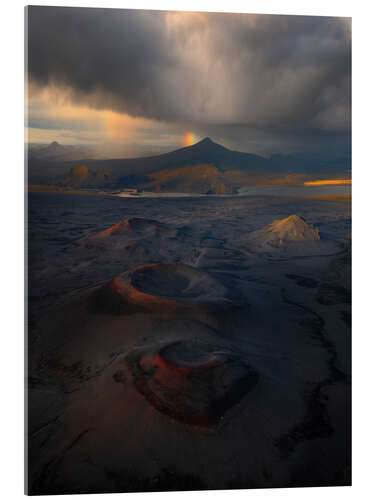 Stampa su vetro acrilico Volcano craters in the Highlands of Iceland with a rainbow