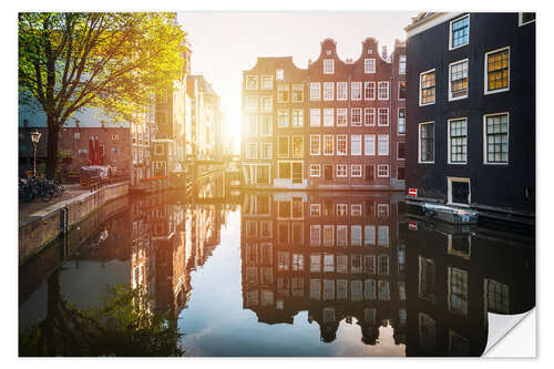 Selvklebende plakat Sunrise in the canals of Amsterdam, Netherlands