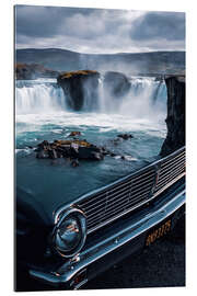 Galleriprint Classic Car Meets Wild Natural Waterfall