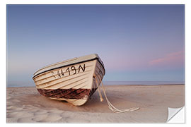 Selvklebende plakat Boat on the beach at dusk