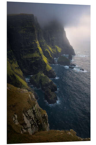 Print på skumplade Moody light and clouds on Suðuroy on the Faroe Islands