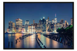 Gerahmter Kunstdruck Das Leuchten am Pier One, New York