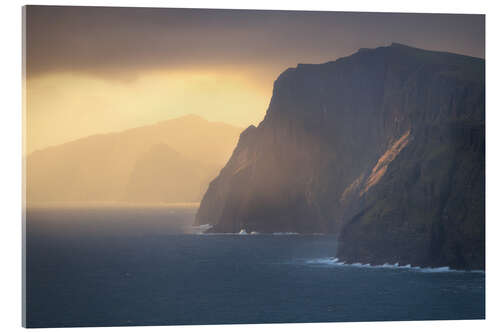 Tableau en verre acrylique Golden light on the Faroe cliffs